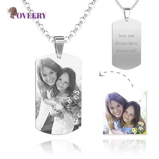 Collana con incisione personalizzata di LOVEERY - "Badge Of Love"