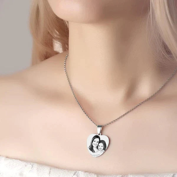 Collier personnalisé gravé LOVEERY - « Cœur d'amour »