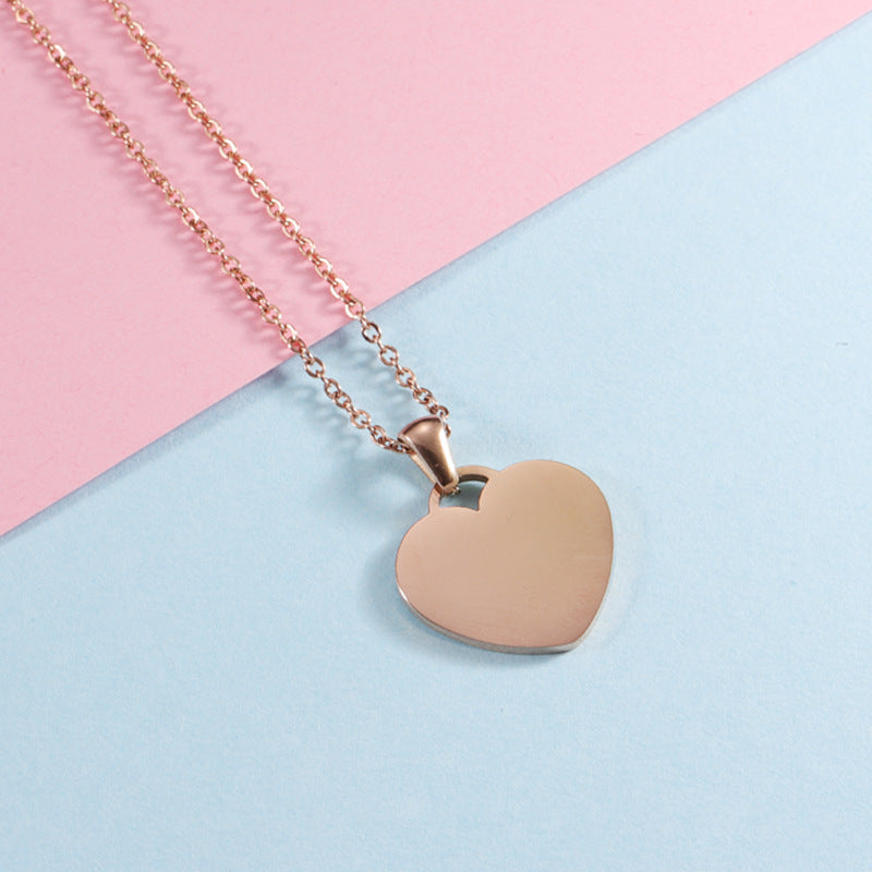 Collier personnalisé gravé LOVEERY - « Cœur d'amour »