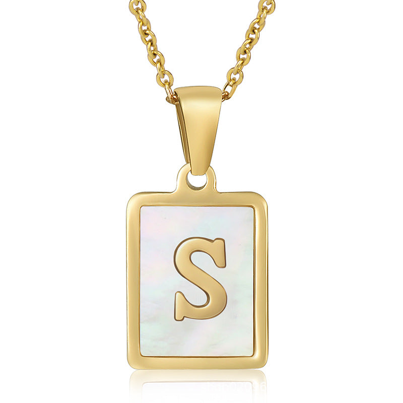 LOVEERY's Sweet Moment Necklace